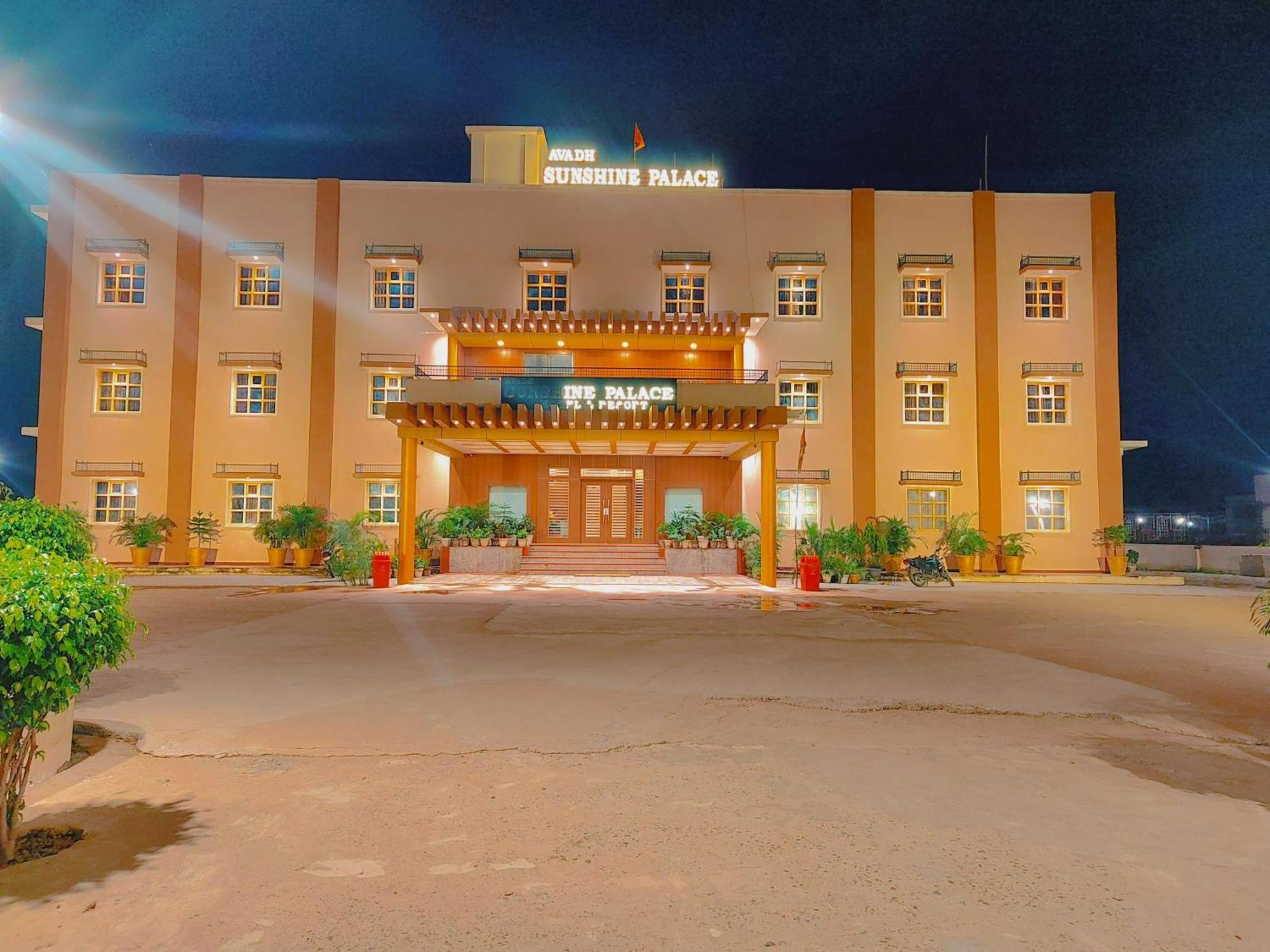 Avadh Sunshine Palace Hotel And Resort Ayodhya Экстерьер фото