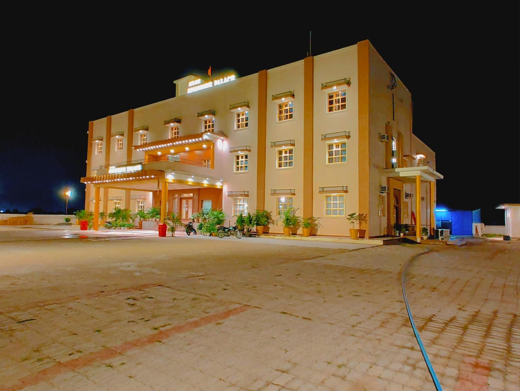 Avadh Sunshine Palace Hotel And Resort Ayodhya Экстерьер фото