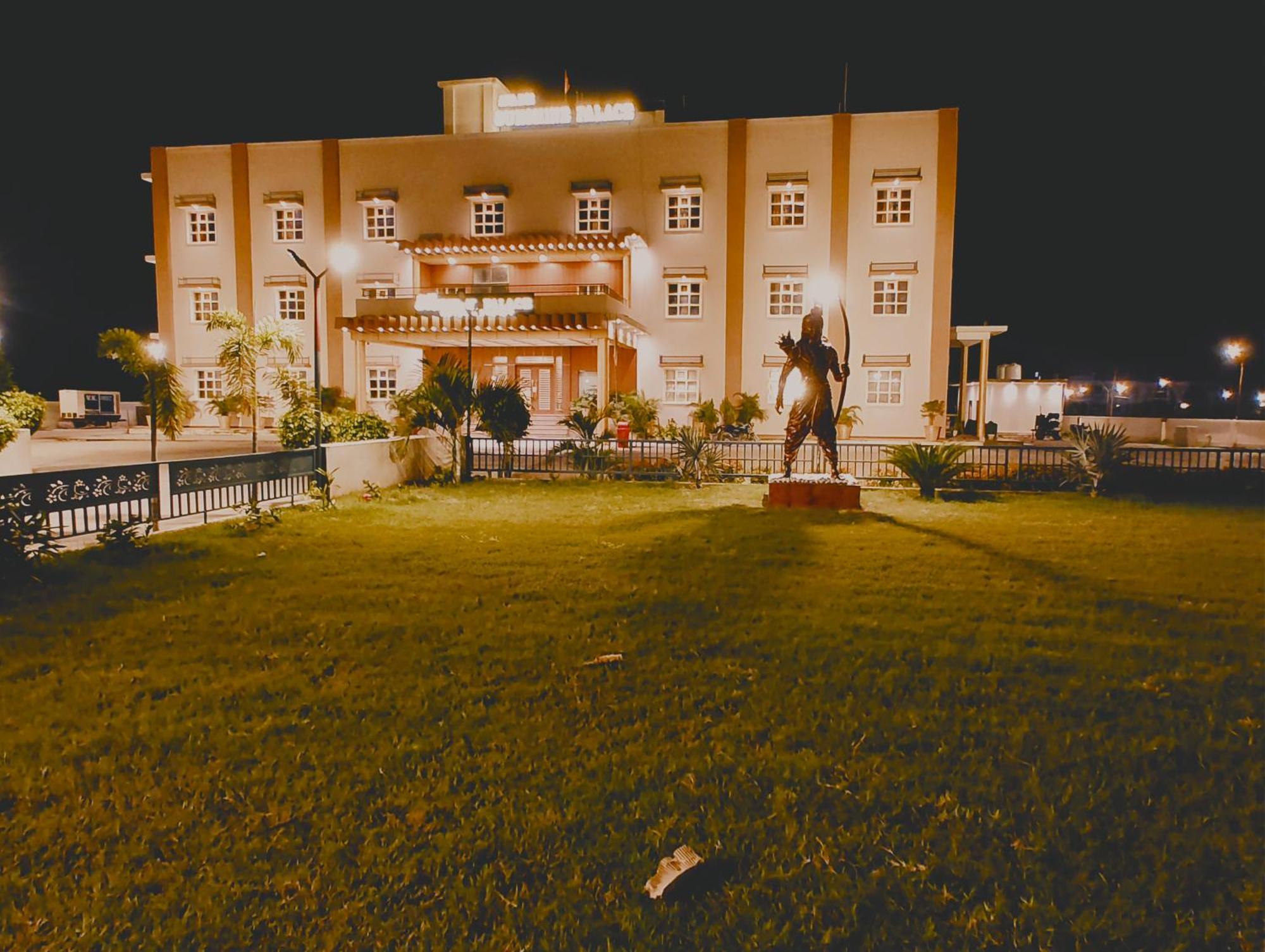 Avadh Sunshine Palace Hotel And Resort Ayodhya Экстерьер фото