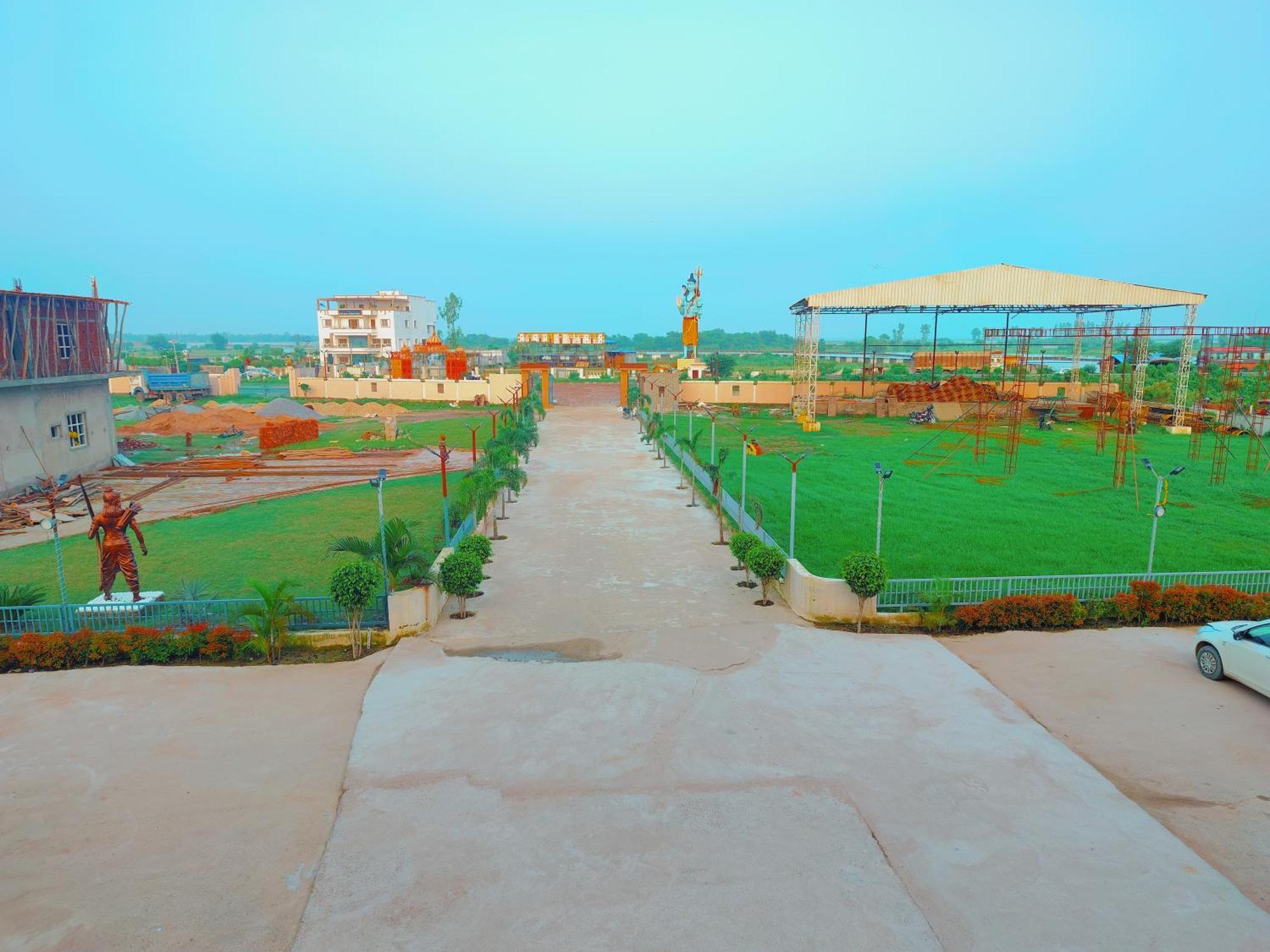 Avadh Sunshine Palace Hotel And Resort Ayodhya Экстерьер фото