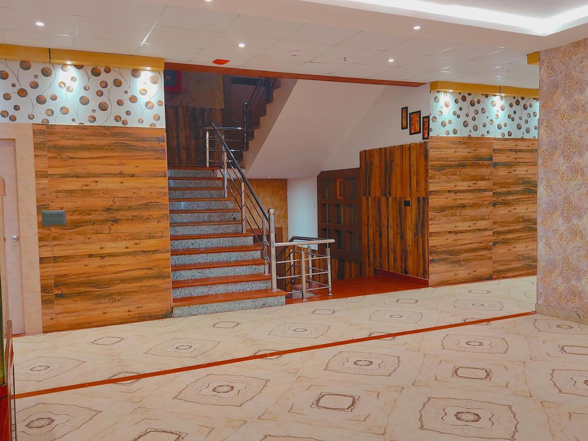 Avadh Sunshine Palace Hotel And Resort Ayodhya Экстерьер фото